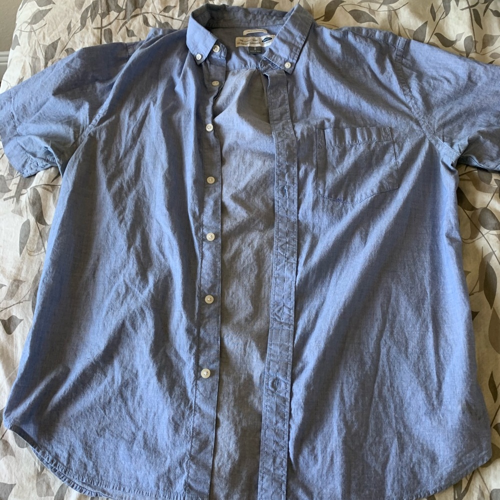 MENS BUTTON UP T-SHIRT